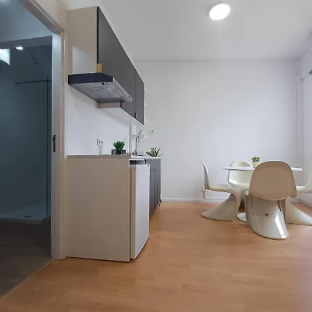 Apartment Your In 1480 Style And Comfort *