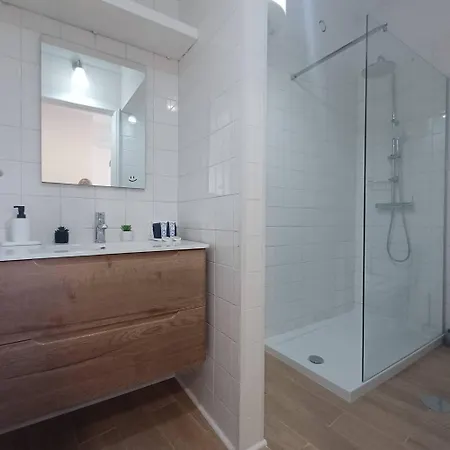 Your In 1480 Style And Comfort * Porto