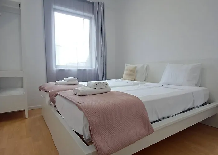 Your In 1480 Style And Comfort Apartment Porto